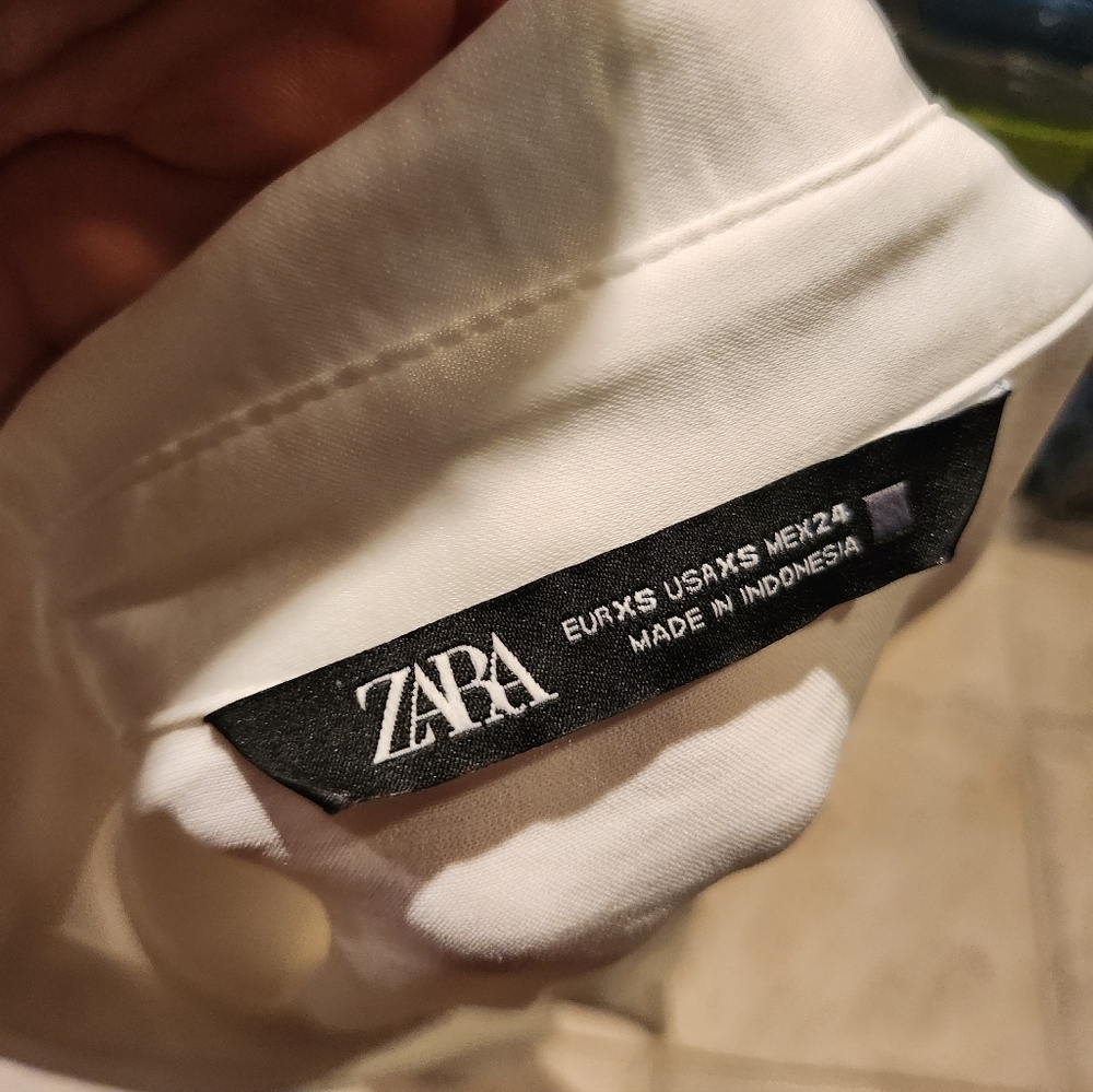 Zara satin Blouse size XS - Picture 6 of 6
